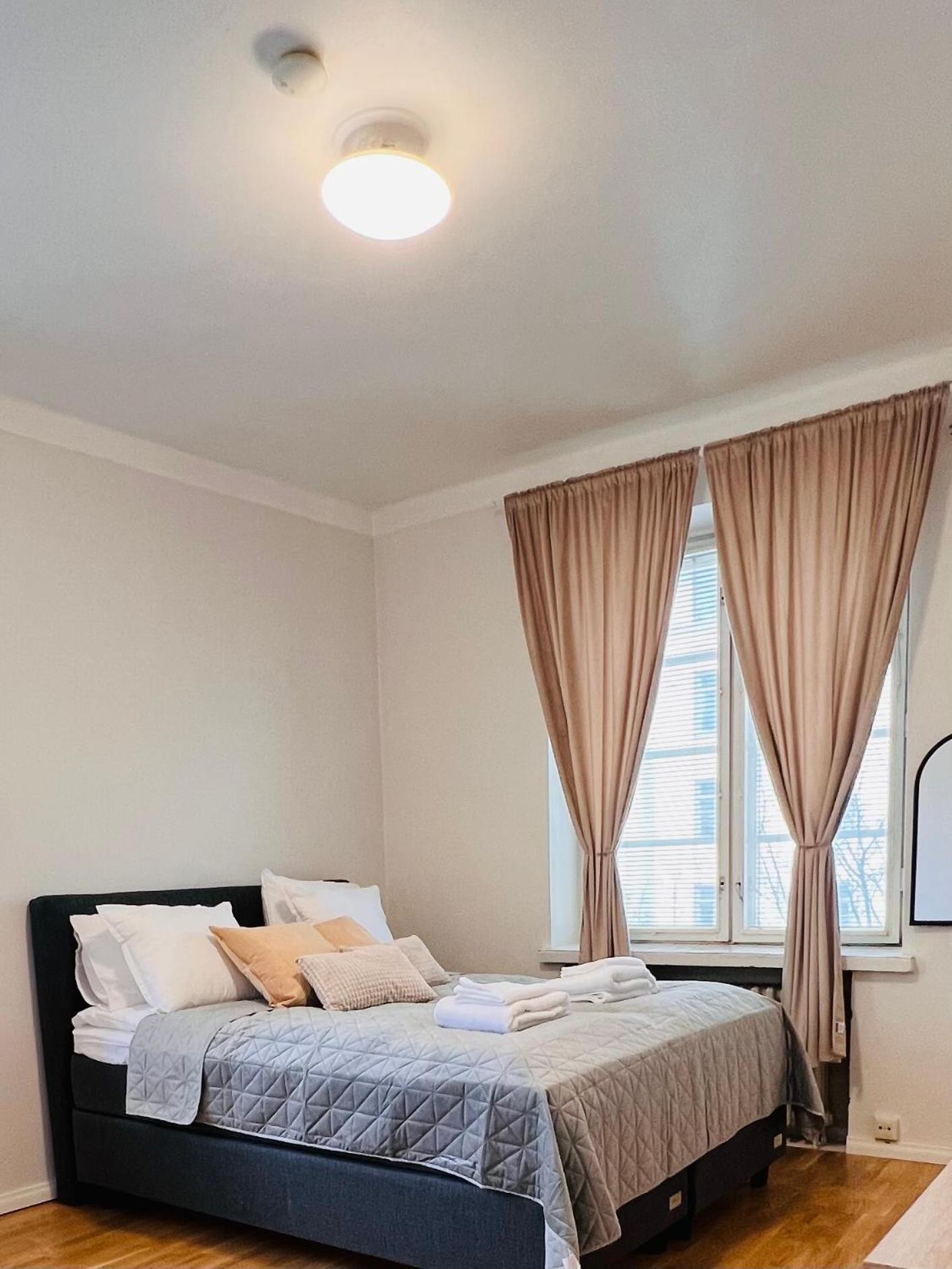 Your Chic Vibrant Airbnb Helsinki Bagian luar foto